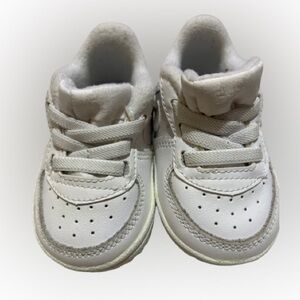 Nike Baby Walker Shoes in white